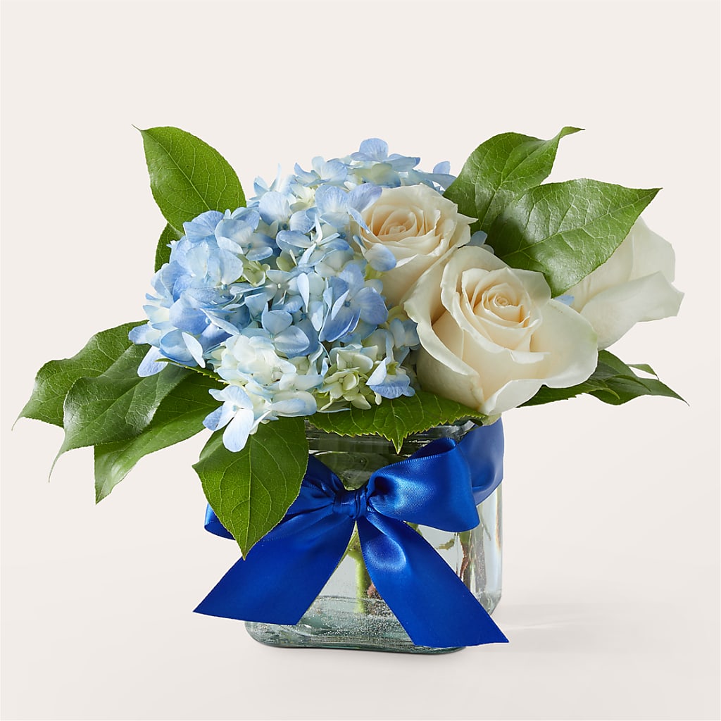 Sky Blue Delight Bouquet – Dallas House Of Flowers, Dallas TX