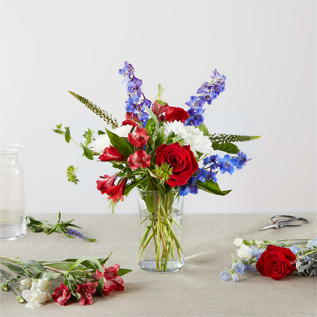 Star Spangled - A Florist Original – Dallas House Of Flowers, Dallas TX