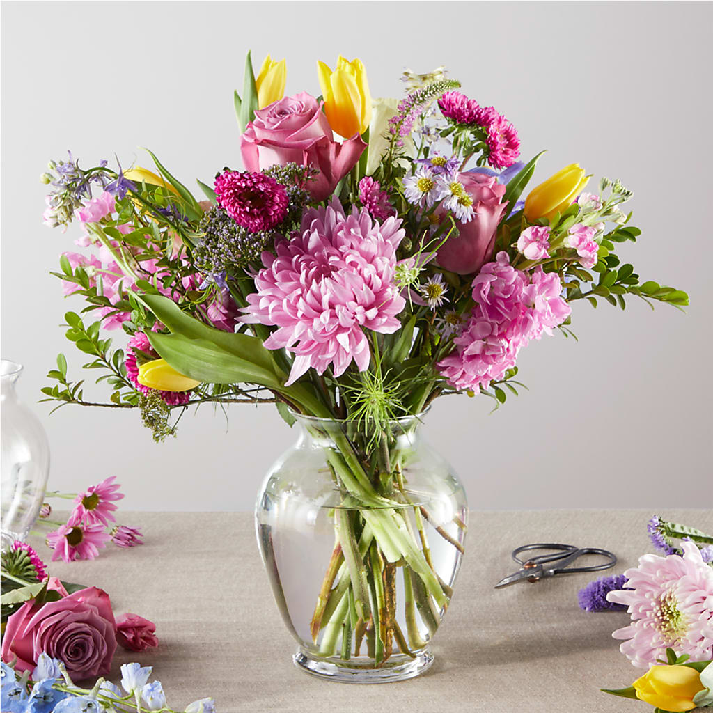 Pastel Tradition - A Florist Original – Dallas House Of Flowers, Dallas TX