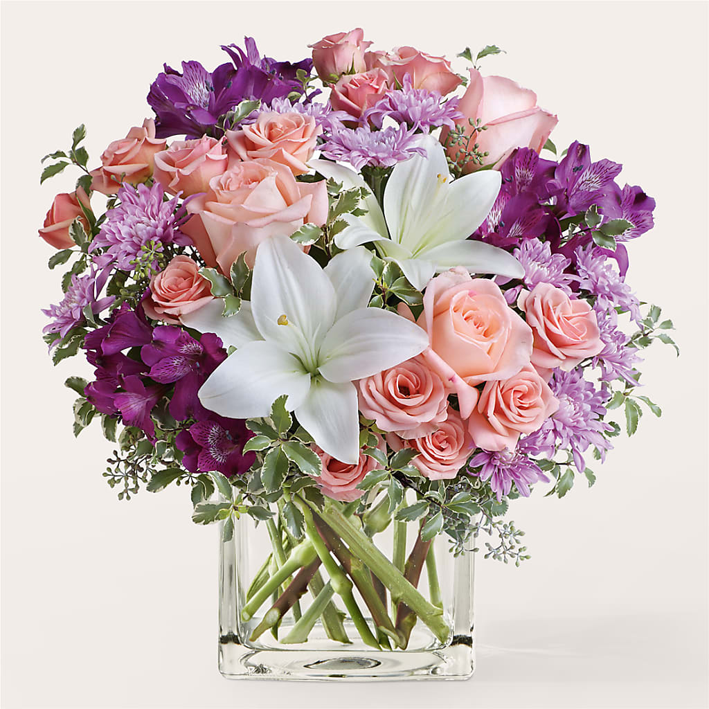 Mani Pedi Bouquet – Dallas House Of Flowers, Dallas TX