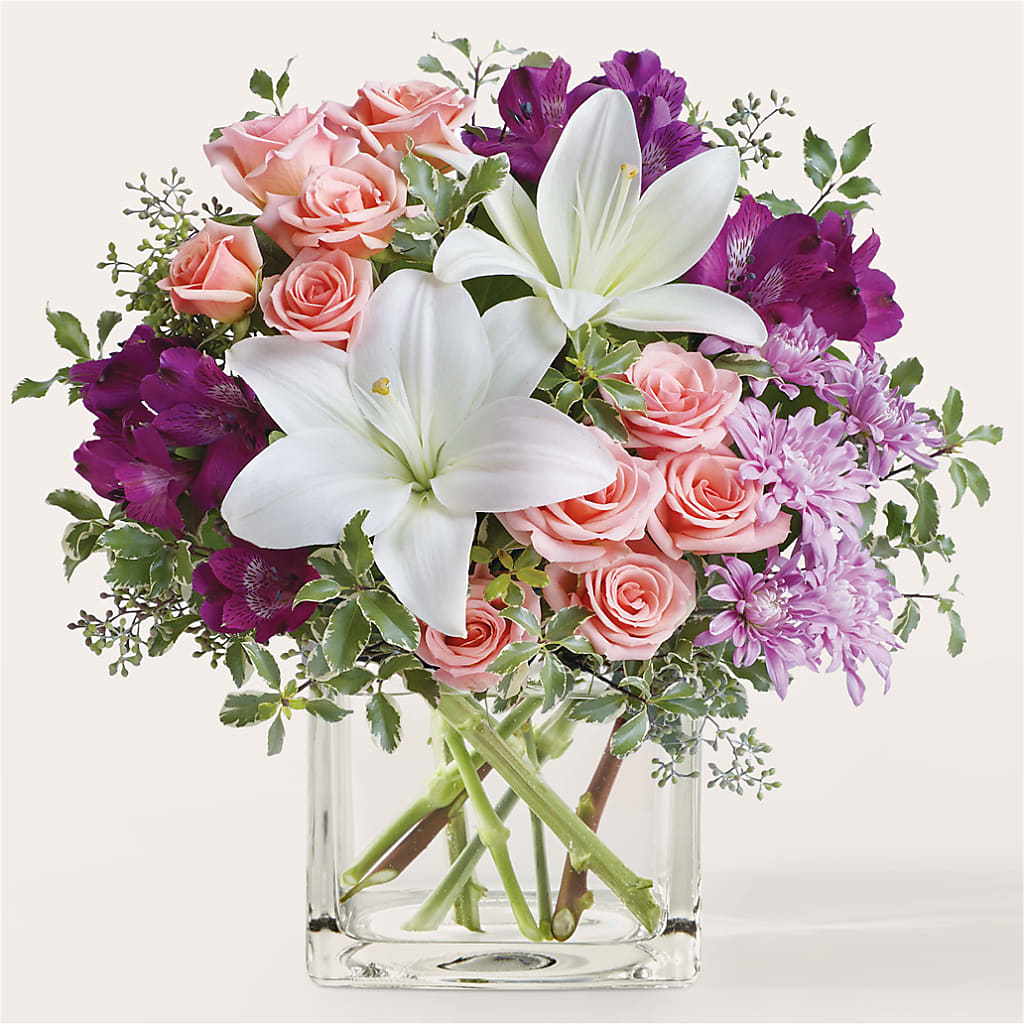 Mani Pedi Bouquet – Dallas House Of Flowers, Dallas TX