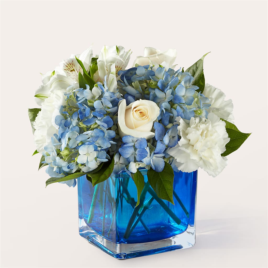 Soothing Waters Bouquet – Dallas House Of Flowers, Dallas TX