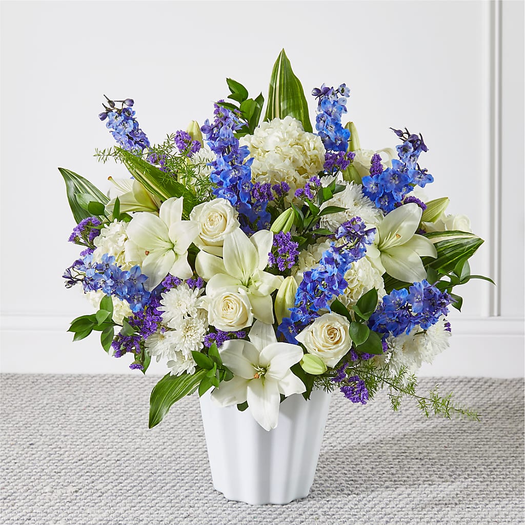 Take Comfort Floor Basket – Dallas House Of Flowers, Dallas TX