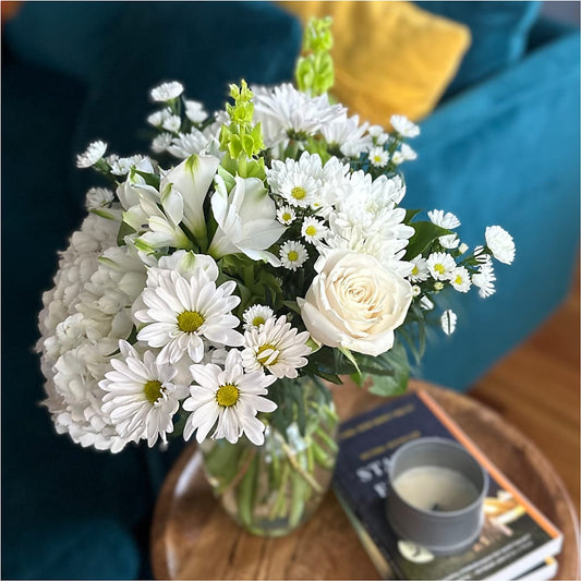 Classic Ivory – A Florist Original – Dallas House Of Flowers, Dallas TX