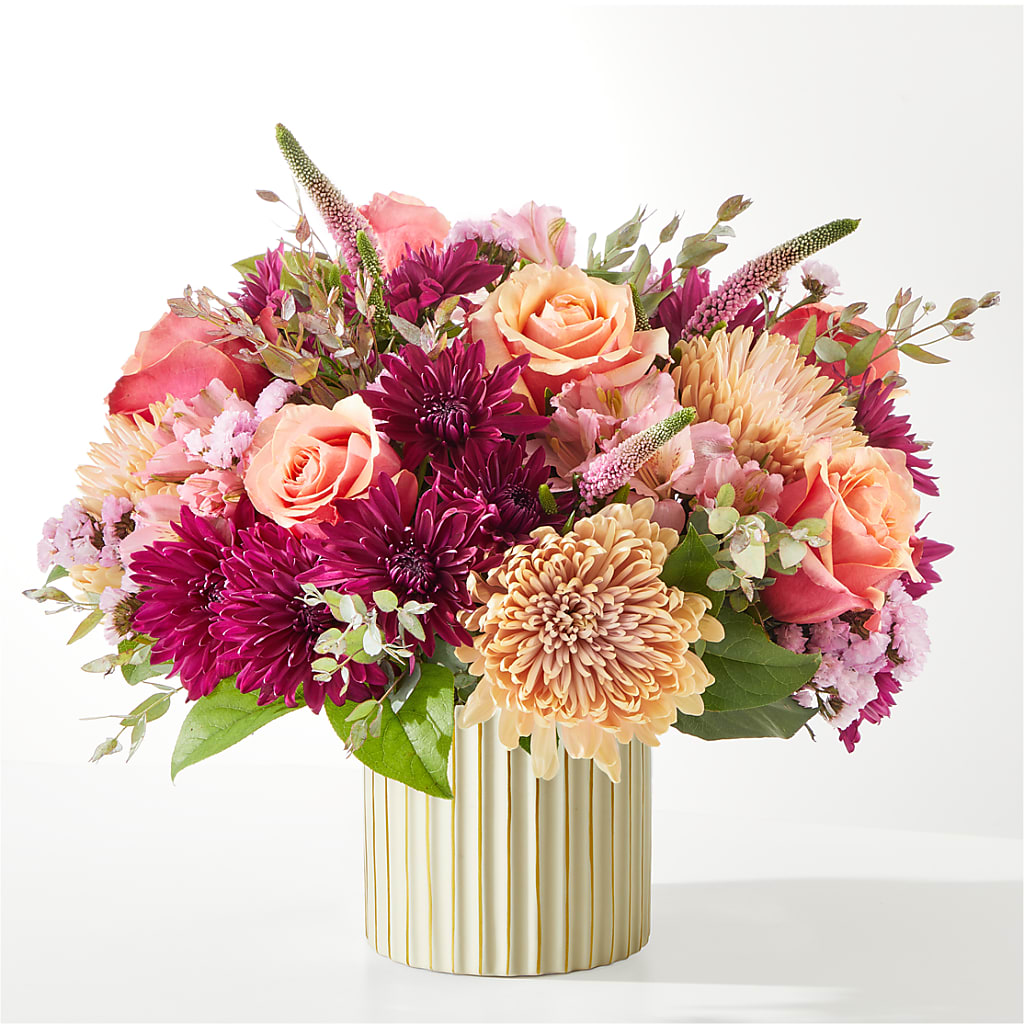 Berry Cobbler Bouquet with Ivory Vase – Dallas House Of Flowers, Dallas TX