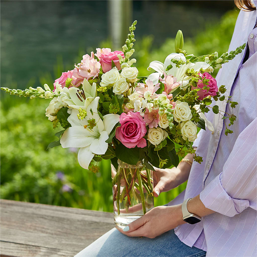 Fondly Bouquet –  Dallas House Of Flowers, Dallas TX